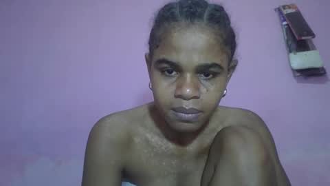 delphine online show from 05-11-26, 04:40