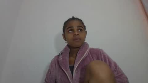 delphine online show from 06-01-26, 12:51