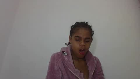 delphine online show from 06-02-26, 03:41
