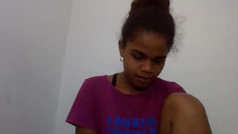 delphine online show from 06-05-26, 07:14