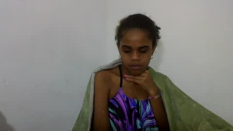 delphine online show from 06-12-26, 06:07