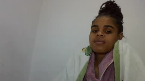 delphine online show from 06-26-26, 04:11