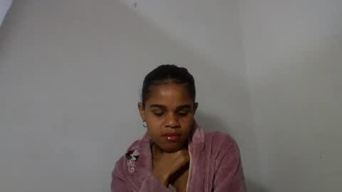 delphine online show from 07-16-26, 05:30