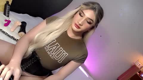 Chesca online show from 12-19-24, 04:57