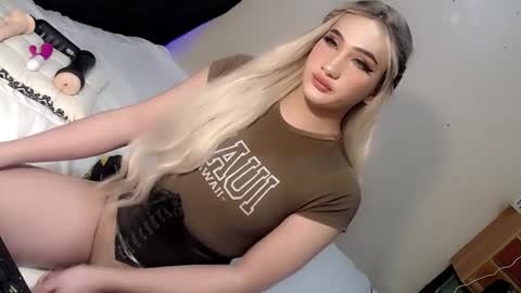 Chesca online show from 12-27-24, 03:20