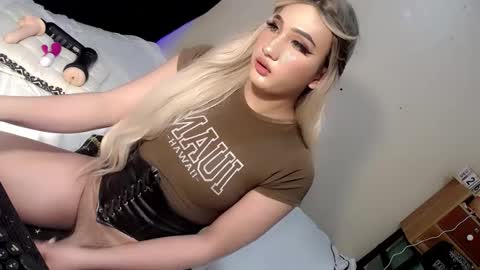 Chesca online show from 12-27-24, 06:35