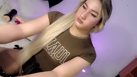 Chesca online show from 01-29-25, 02:51