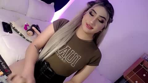 Chesca online show from 10-25-25, 08:55