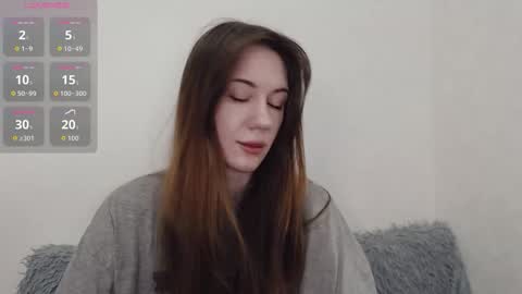 Snapshot of demiamour chatting on 10-29-25, 05:20 Demi. not your babybabebb and other shit online show from 10-29-25, 05:20