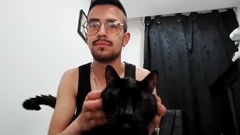 Snapshot of demian_val_4 chatting on 12-01-25, 10:26 demian_val_4 online show from 12-01-25, 10:26