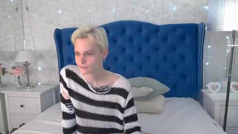 Snapshot of demianenglen chatting on 02-28-25, 09:01 demianenglen online show from 02-28-25, 09:01