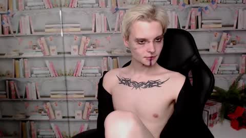 Snapshot of demianenglen chatting on 03-12-25, 04:08 demianenglen online show from 03-12-25, 04:08