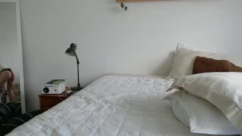 demmetria online show from 01-21-25, 06:34