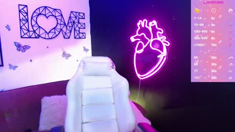 Demy  online show from 12-28-24, 12:04