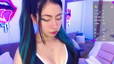 Snapshot of demyanderson_ chatting on 03-28-26, 01:49 Demy online show from 03-28-26, 01:49