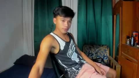 den_cummers online show from 07-26-26, 02:57