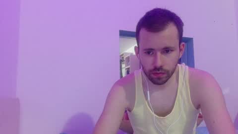 Snapshot of denboyxx chatting on 02-09-25, 09:49 Den online show from 02-09-25, 09:49