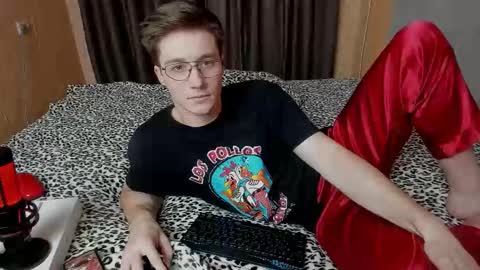 Deni online show from 11-21-25, 07:23