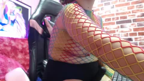 Denisse online show from 04-15-26, 04:08