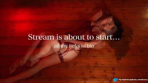 Snapshot of deniseone chatting on 04-23-26, 03:47 Denise online show from 04-23-26, 03:47