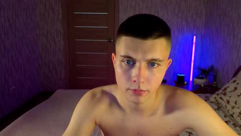 Denis online show from 10-15-25, 05:29