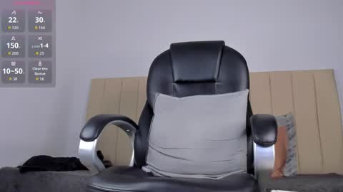 dennis munera online show from 03-31-26, 04:18