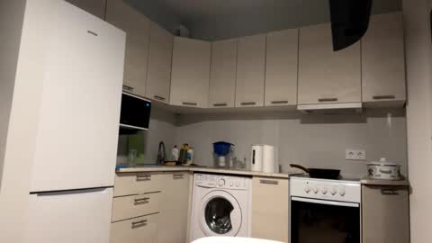 Denni online show from 11-02-25, 03:25