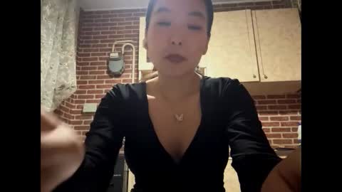 Snapshot of denysebernacchi chatting on 09-24-25, 07:06 Emma online show from 09-24-25, 07:06