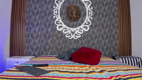 Dereck online show from 06-18-26, 03:07