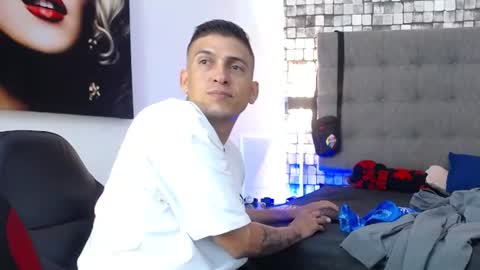 Dereck online show from 07-22-26, 02:36