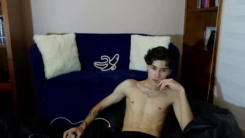 Derek online show from 11-25-25, 12:43