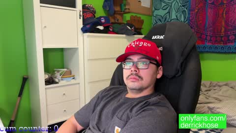 Snapshot of derrick_hose chatting on 01-09-25, 04:41 Derrick Hose online show from 01-09-25, 04:41