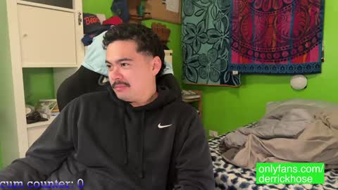 Snapshot of derrick_hose chatting on 01-14-25, 06:13 Derrick Hose online show from 01-14-25, 06:13