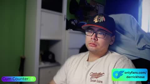 Snapshot of derrick_hose chatting on 09-10-25, 06:19 Derrick Hose online show from 09-10-25, 06:19