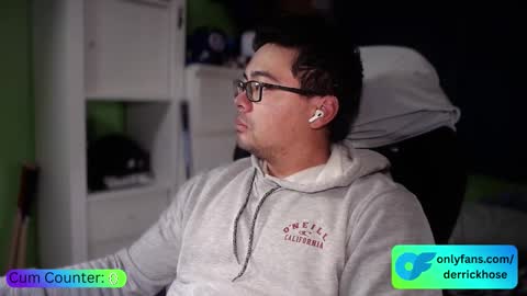 Derrick Hose online show from 11-16-25, 03:23