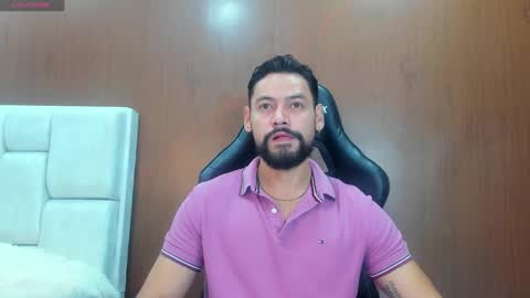 Snapshot of derrybigger_cm chatting on 10-08-25, 02:36 DerryBigger CM online show from 10-08-25, 02:36