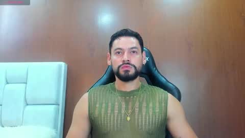 DerryBigger CM online show from 10-21-25, 04:30