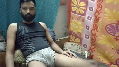 desi_boy799417 online show from 12-18-25, 07:03