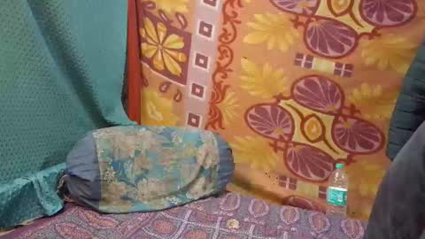 desi_boy799417 online show from 02-12-26, 07:47