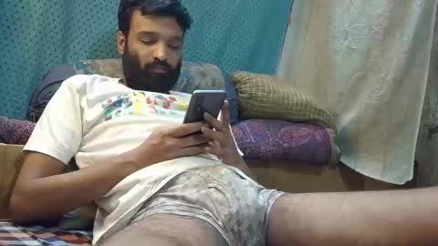 desi_boy799417 online show from 04-22-26, 07:22