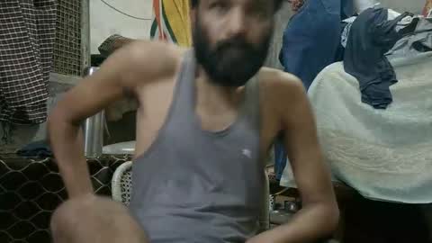Snapshot of desi_boy799417 chatting on 05-12-26, 09:17 desi_boy799417 online show from 05-12-26, 09:17