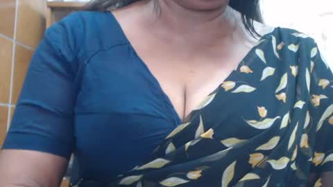 Snapshot of desimaisa130 chatting on 07-02-26, 05:41 Maisa online show from 07-02-26, 05:41
