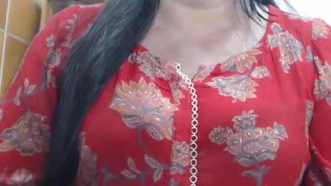Snapshot of desimaisa130 chatting on 07-16-26, 04:46 Maisa online show from 07-16-26, 04:46