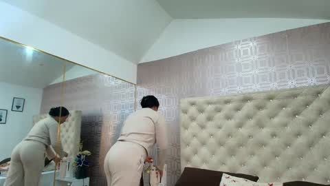 Sara Desire online show from 01-14-25, 12:24