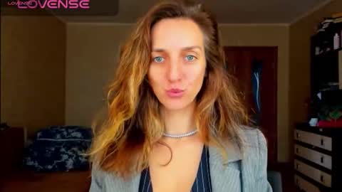 Snapshot of desired_zoya chatting on 09-26-25, 04:27 desired zoya online show from 09-26-25, 04:27