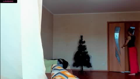 desired zoya online show from 12-16-25, 06:40