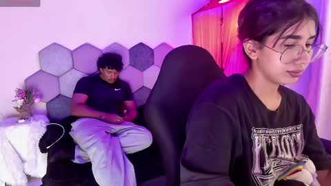 TORI AND MR. BEAR online show from 04-12-26, 06:35