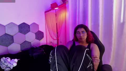 TORI AND MR. BEAR online show from 04-14-26, 06:58