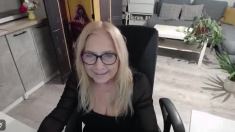 S O F I A online show from 02-21-26, 02:51