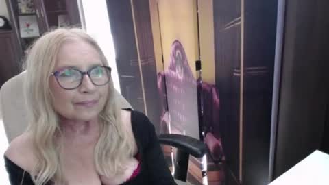 S O F I A online show from 07-19-26, 01:48